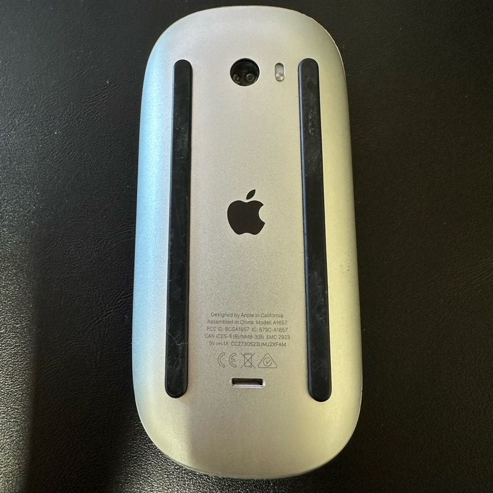 3 Magic Mouse - Picture 2 of 2